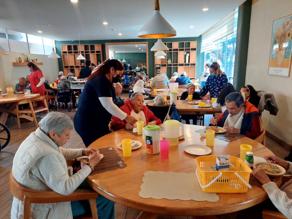 Microondas para el Bienestar de la Tercera Edad