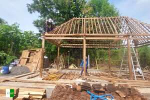 Construction of small classroom using used wood