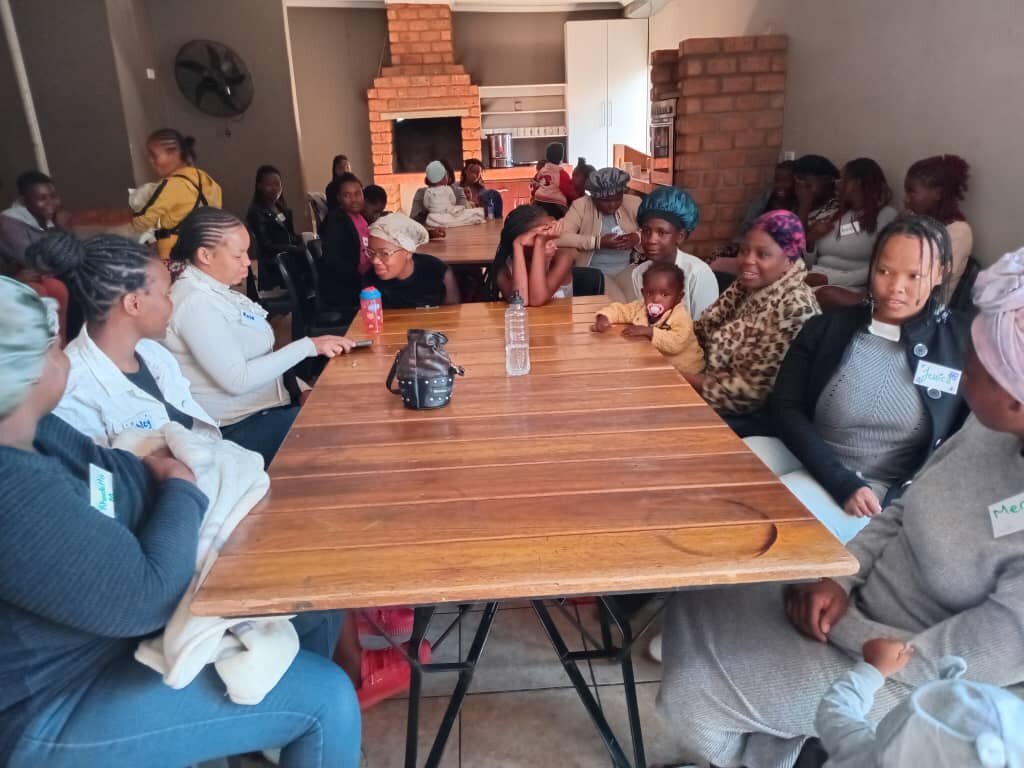 Building Brighter Futures for Teenage Mothers