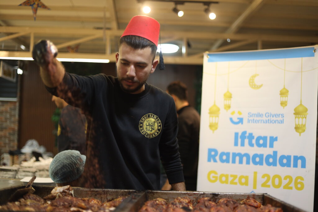 Hot Iftar meals for the Fasting in Gaza and Syria