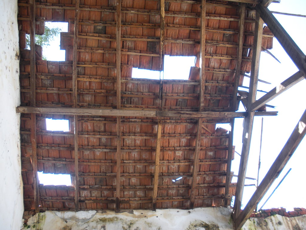 Rebuild a school for 503 determined Ugandan kids