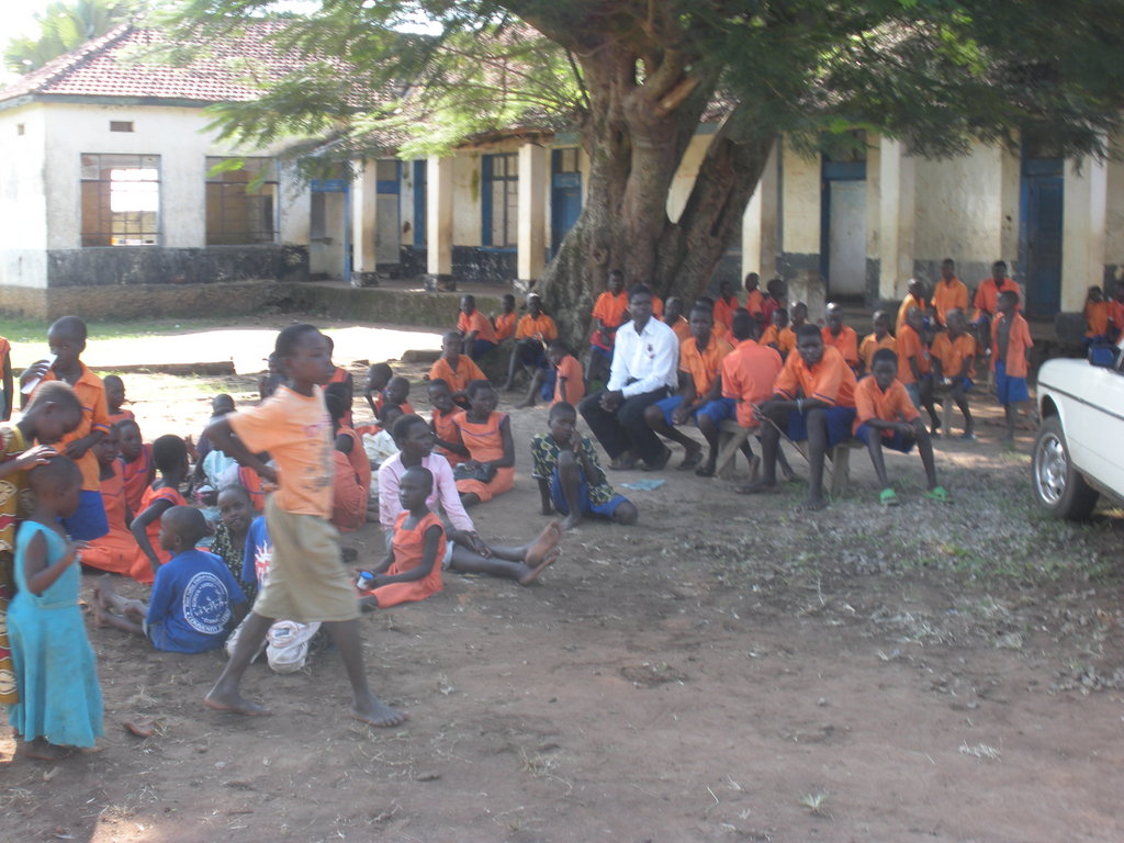 Rebuild a school for 503 determined Ugandan kids