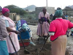 Yibanathi SHG members making bricks together