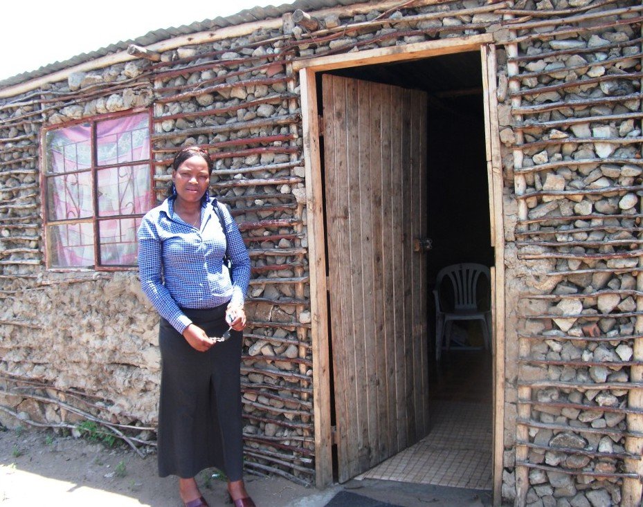 Self-help Groups for 2000 poor women in S. Africa