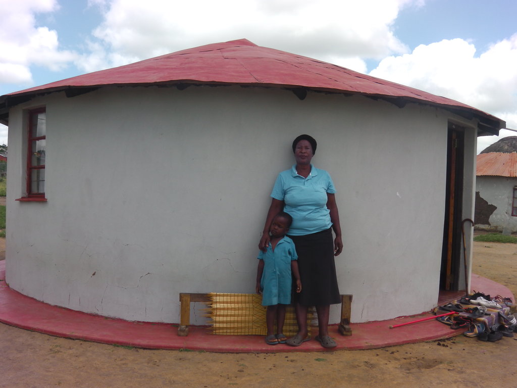 Self-help Groups for 2000 poor women in S. Africa