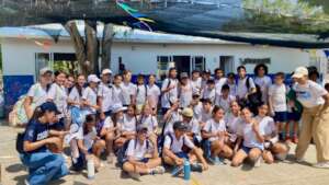 SCHOOL CHILDREN VISIT SCHOOL IN PUNTA ARENA