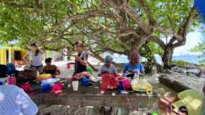 Women weavers of Punta Arena
