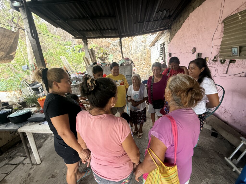 Rural women in self-care therapy.