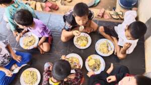 Nutritional support through meals and beverages