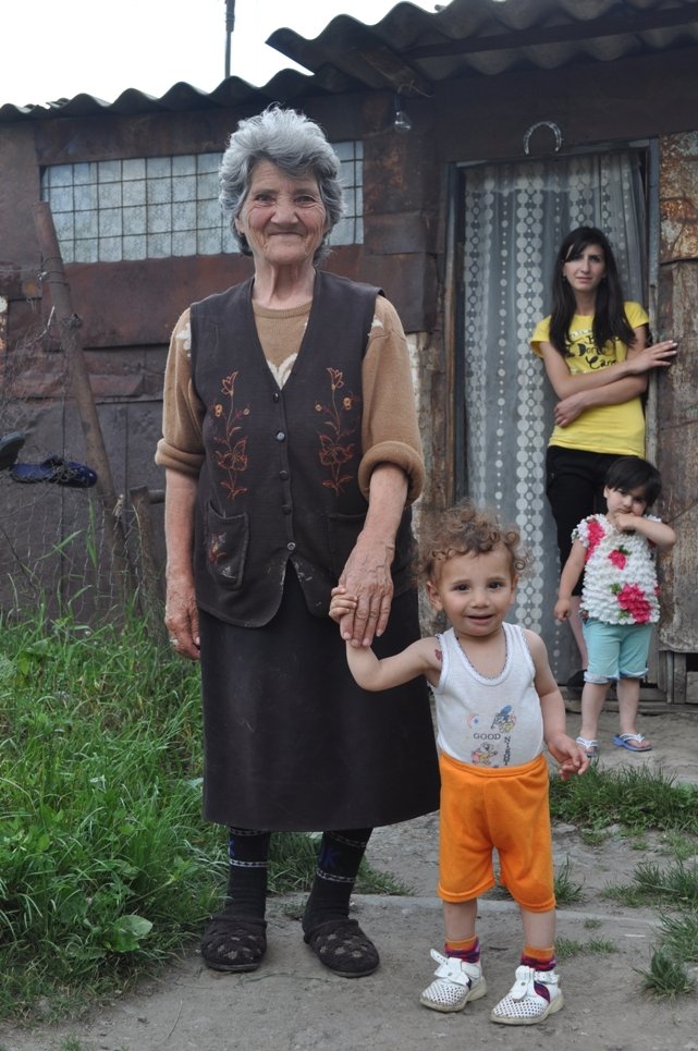 Homes for 15 families living in containers Armenia