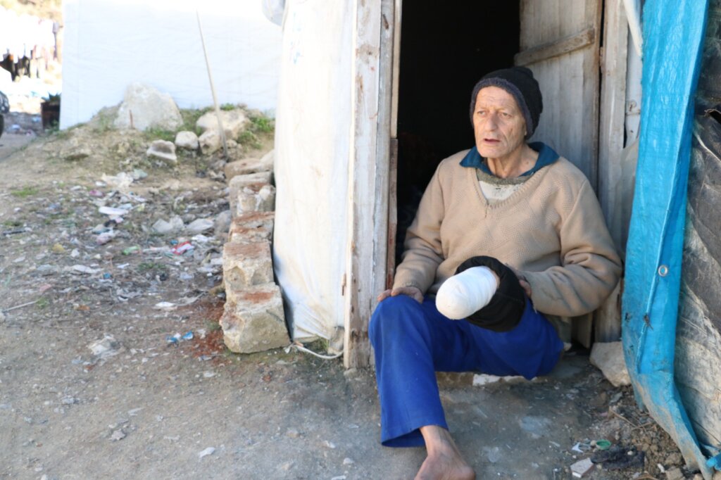 Be Their Support:Dignity for Older People in Syria
