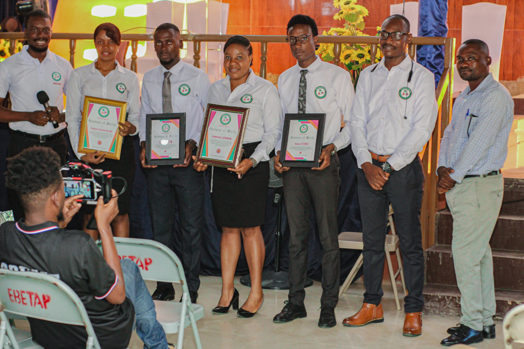 Financial literacy for 2000 peopl in Port-de-Paix