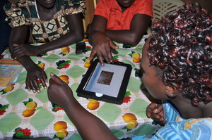 The Mamas meet their digital book