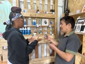 SMTW students on a SMTW trip to Ecuador!