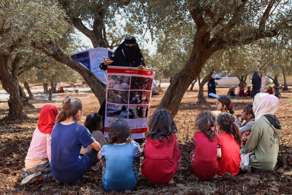 Clearing Landmines & Helping Refugees in Syria