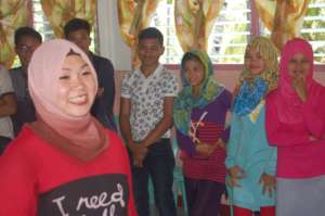 Nadjera facilitating youth workshop