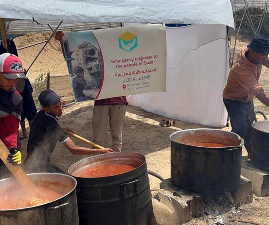 Support Gaza Families: Food Aid for Ramadan