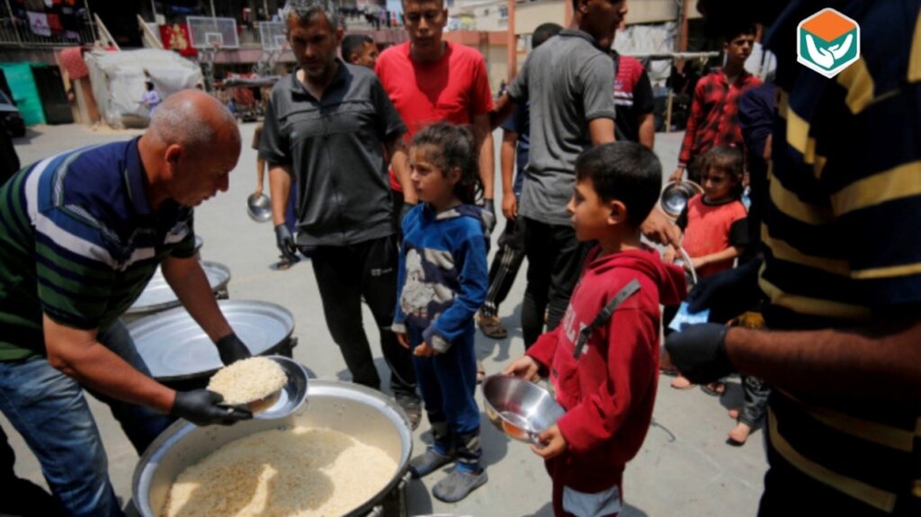 Support Gaza Families: Food Aid for Ramadan