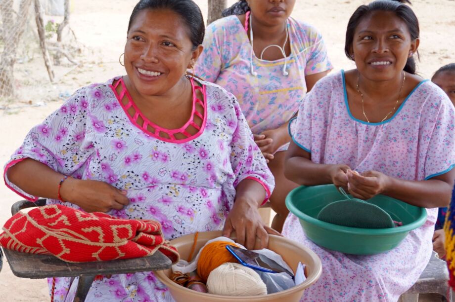 Empower a Wayuu woman with financial independence