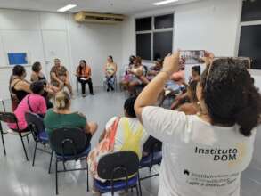 Training lectures at Instituto Dom