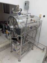The installed and operational autoclave