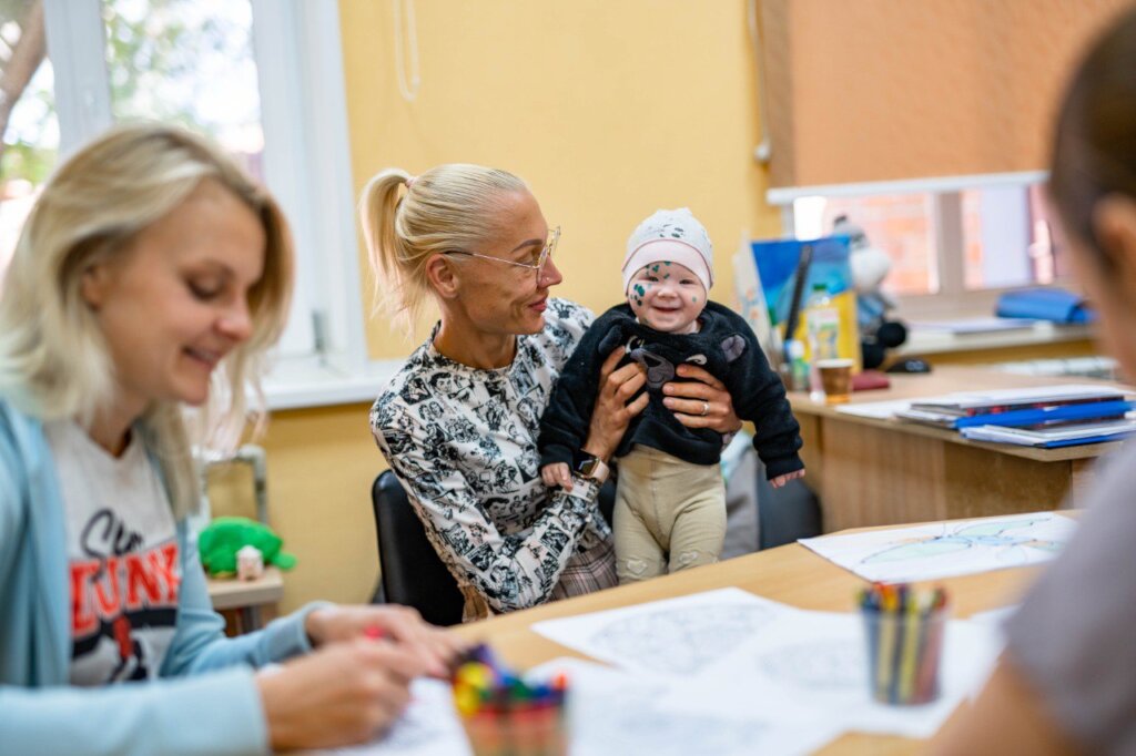 ShelterofHope: Aid for Women & Children in Ukraine