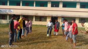 Alindra shows his football skills!