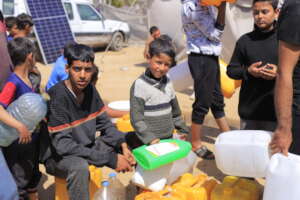 Gaza children are happy getting the clean water