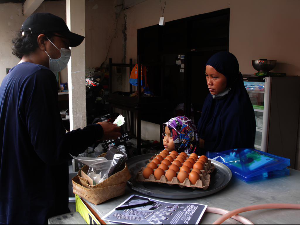 IDEP staff with beneficiaries