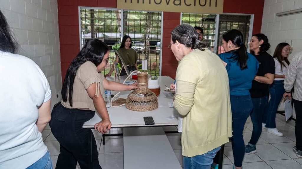 60 Mujeres de comunidades rurales desean emprender