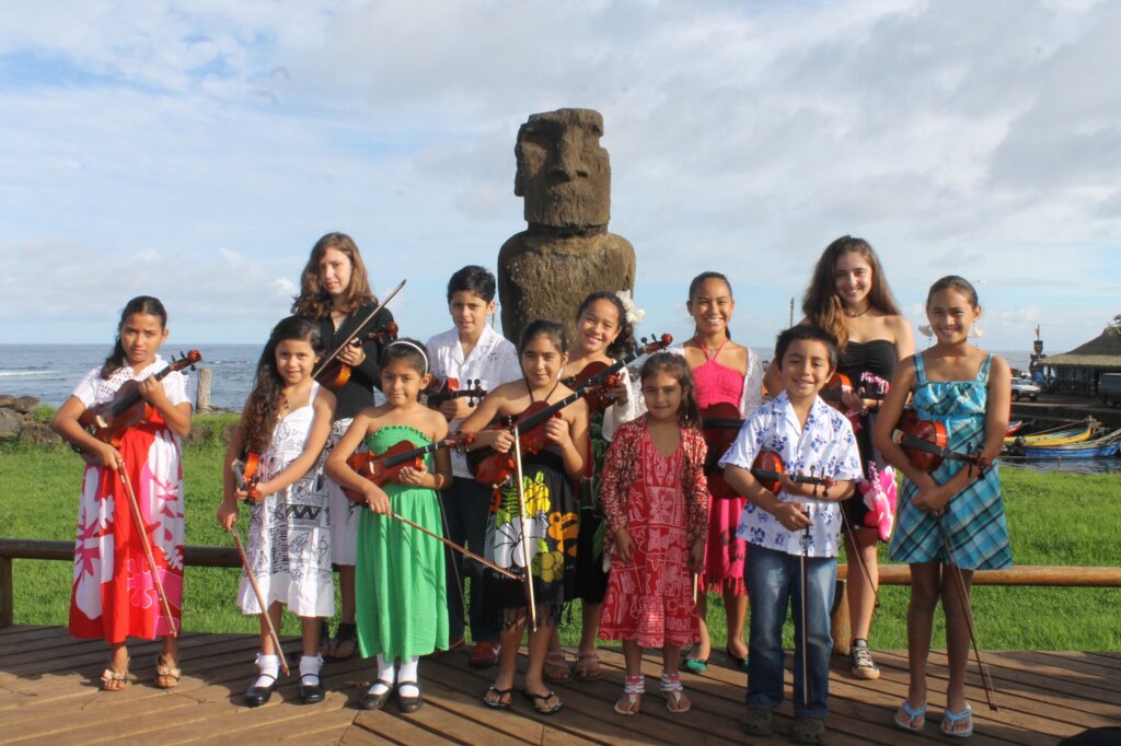 Empower Easter Island's future through Music & Art