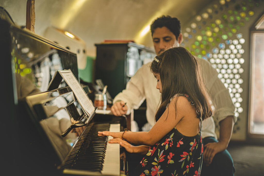 Empower Easter Island's future through Music & Art