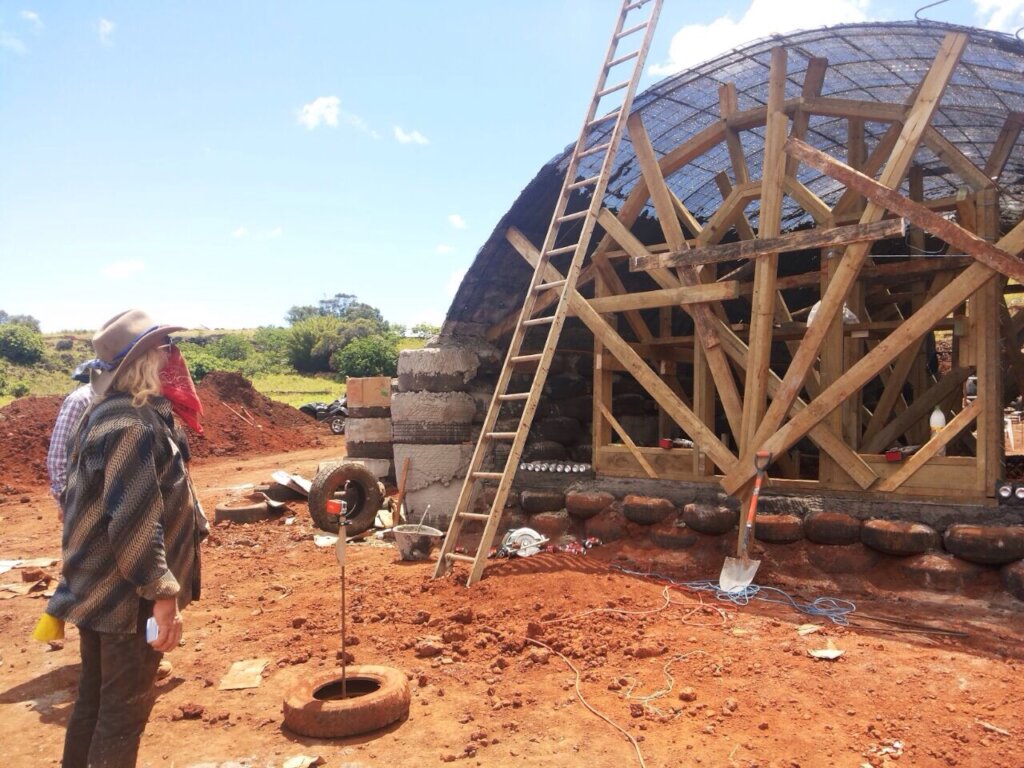 Empower Easter Island's future through Music & Art