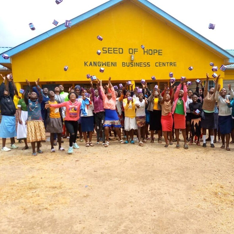 Empowering 1,100 young mothers in Kenya