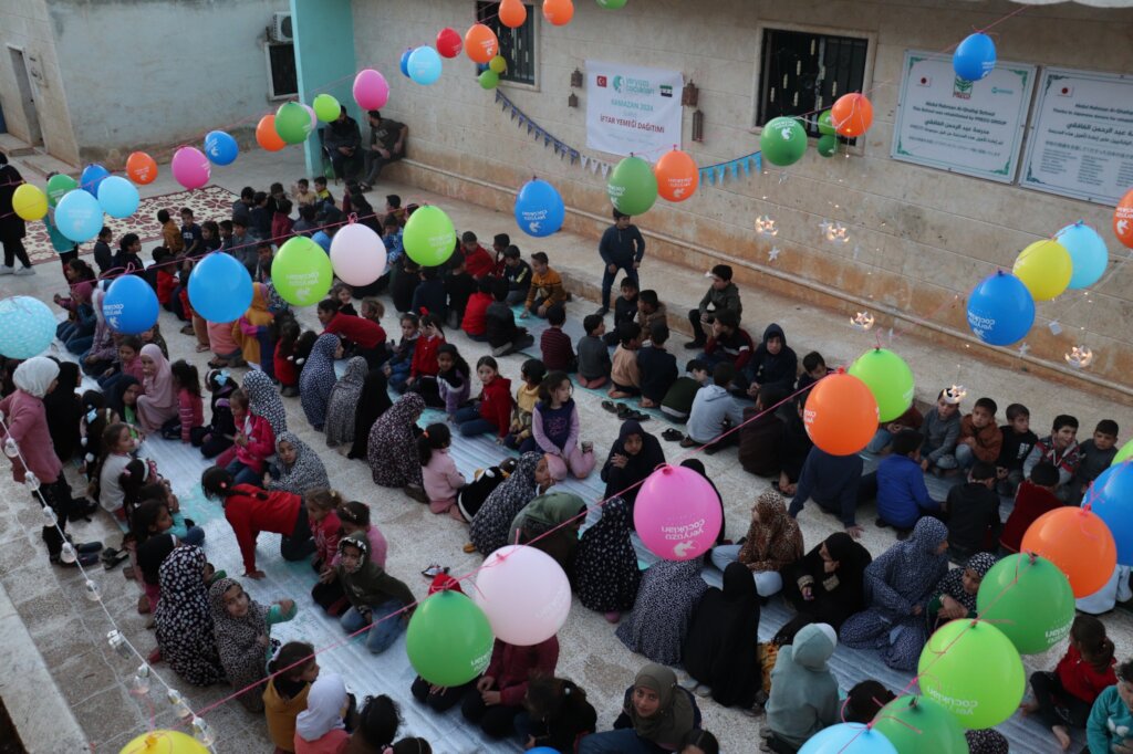 Hot Meal Iftars in Syria