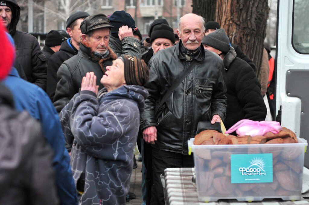 Hot meals for 800 Ukrainians in cities under fire