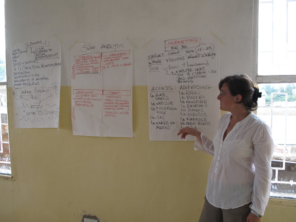 Empower 500 rural Kenyan youth through technology