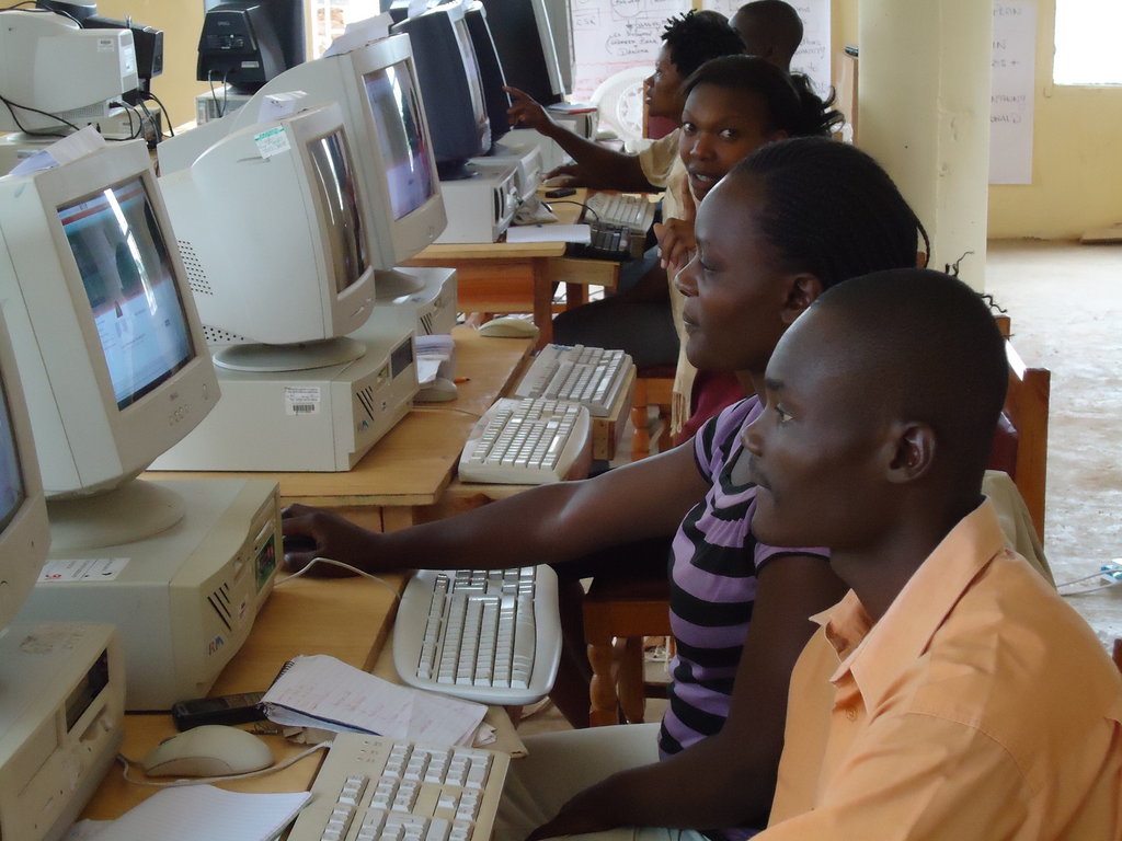 Empower 500 rural Kenyan youth through technology