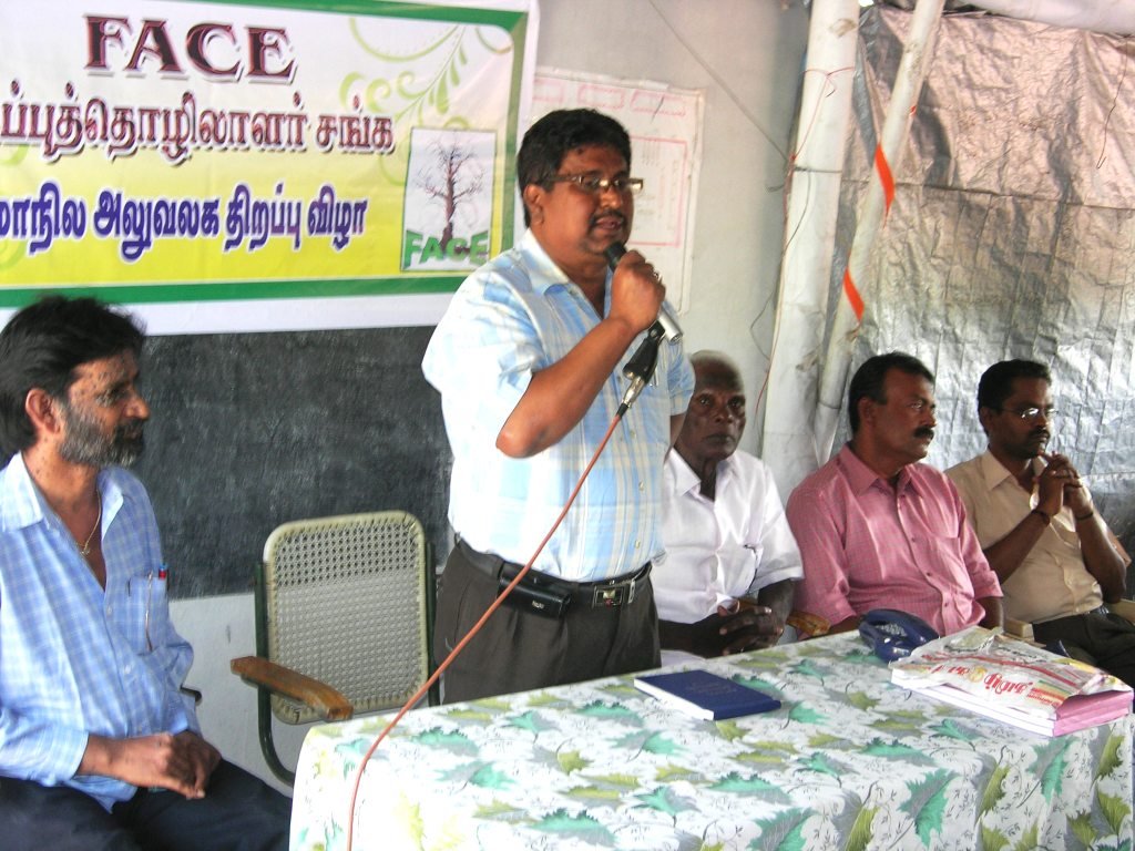Help 1033 poorest salt worker families in India