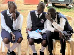 Students of Golden Brains brainstorming at fixture