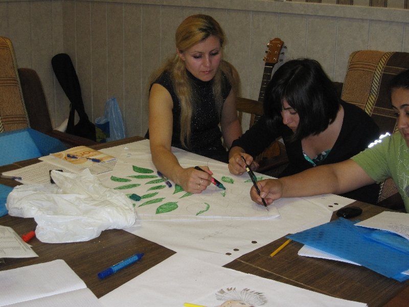 Educating of 50 Tajik Female Migrants in Russia