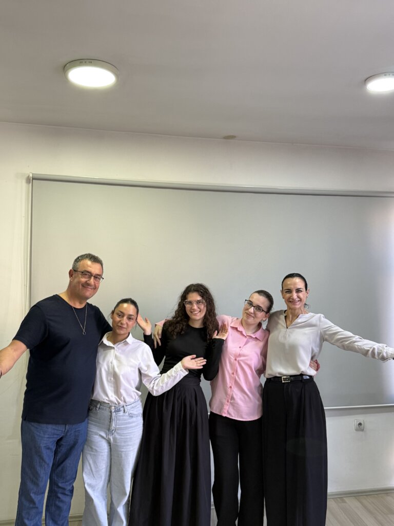 "Lulezojne" Scholarships for Kosovo Youth