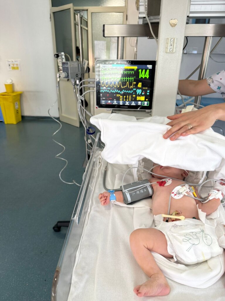 Save the lives of 1500 premature babies in Albania