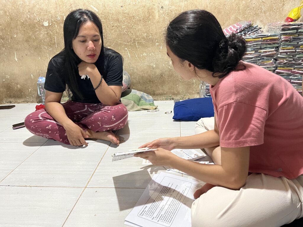Jakarta's urban poor: 15 family nutrition classes
