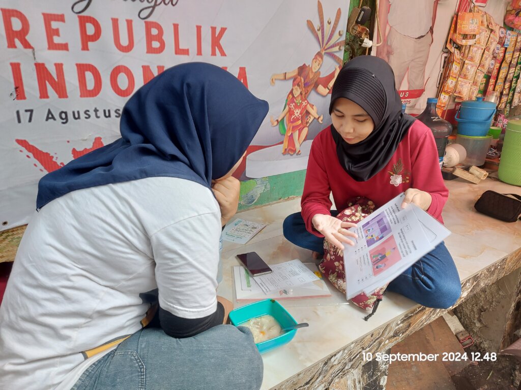 Jakarta's urban poor: 15 family nutrition classes