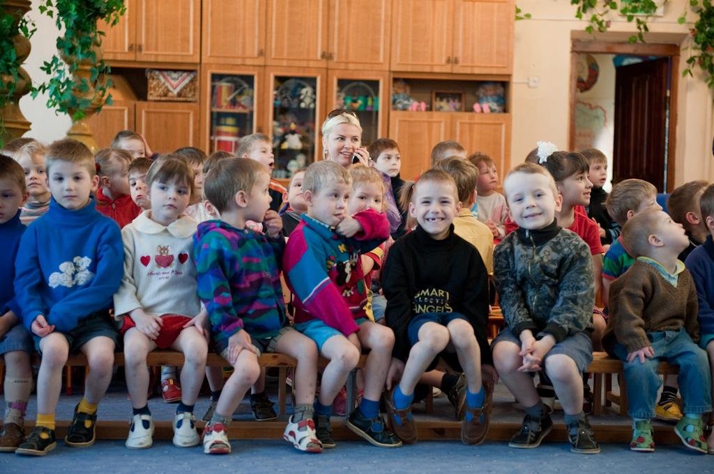 Provide a better life for orphans in Belarus