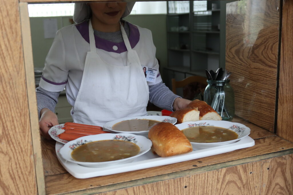 Provide Food & Care for 4,000 in Need in Armenia