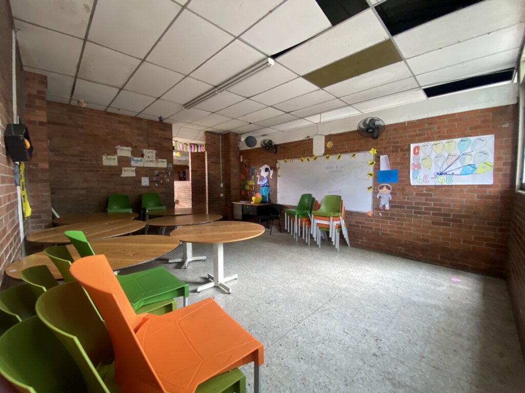 Help us equip a classroom for 30 students