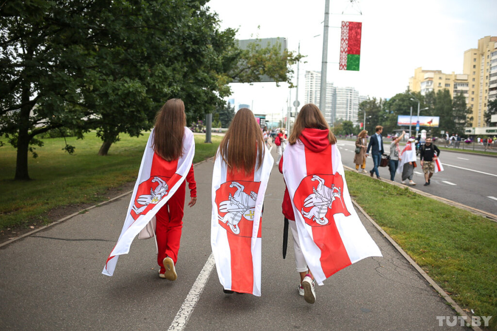 Help Belarusians find safety from terror.