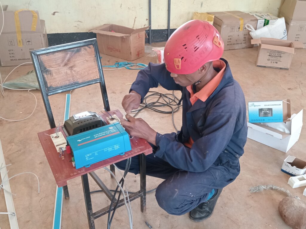 Power A Computer, Change A Life In Rural Tanzania